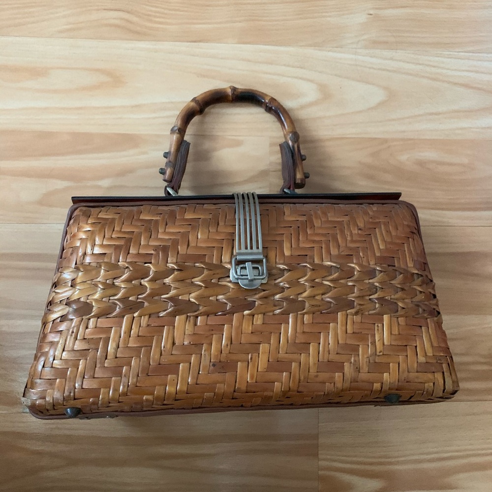 brown purse